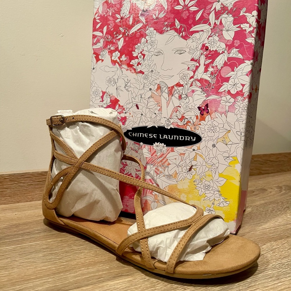 Brand New Chinese Laundry Penny Micro Suede Camel 7.5/38